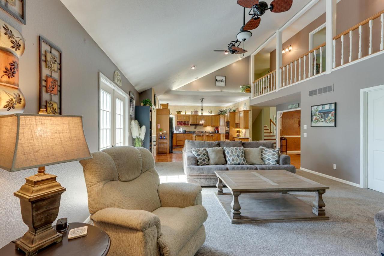 Camdenton Vacation Rental Near Lake Of The Ozarks Exterior photo