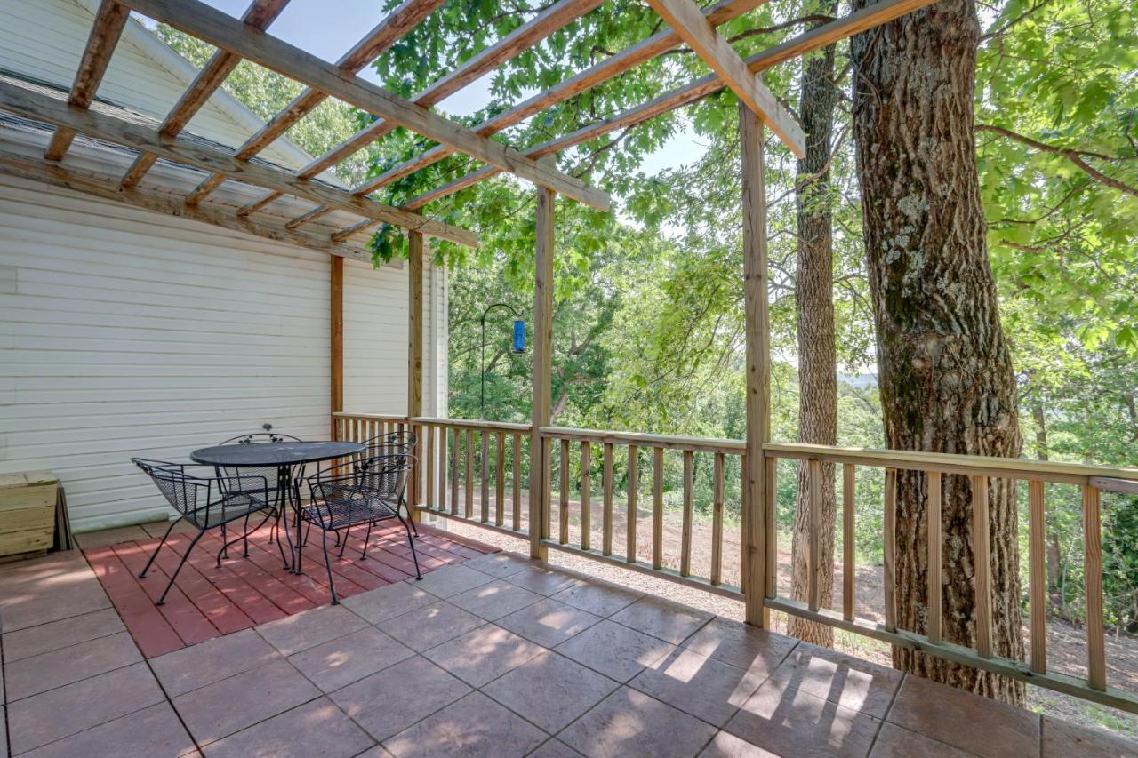 Camdenton Vacation Rental Near Lake Of The Ozarks Exterior photo